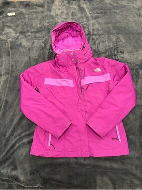 The North Face Women's Magenta Hooded Shell Jacket